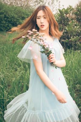 明明是配角却被王子宠爱了全集免费观看